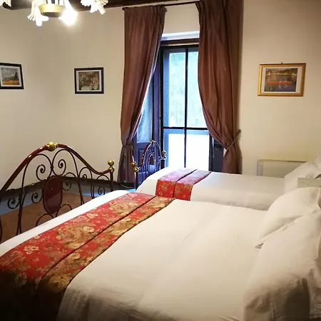 Charming In With Pool & Garden Casa vacanze Maida