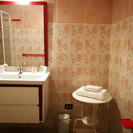 Charming In With Pool & Garden * Maida