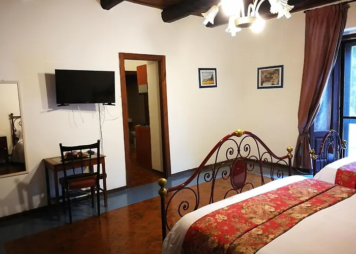 Charming In With Pool & Garden Casa de Férias *