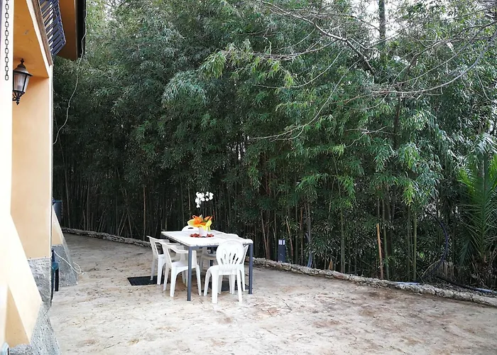 Charming In With Pool & Garden Maida