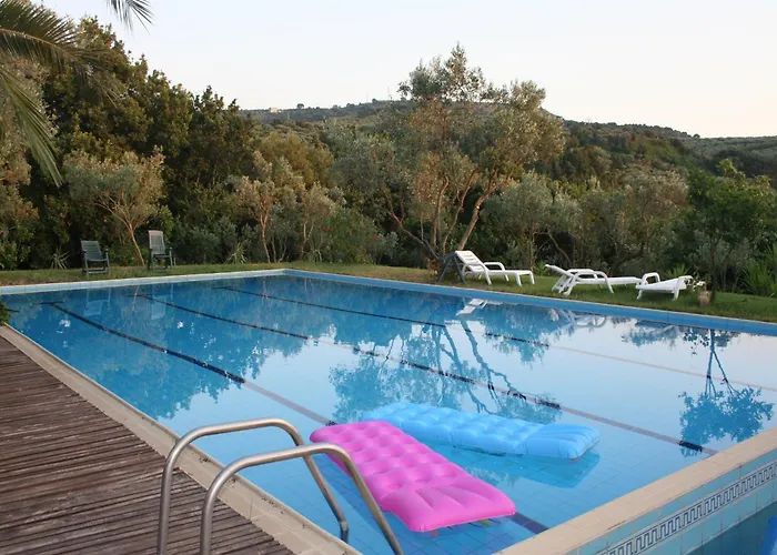 Charming In With Pool & Garden Casa vacanze Maida