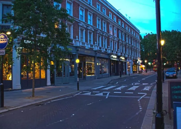 Charming In With Pool & Garden Casa vacanze